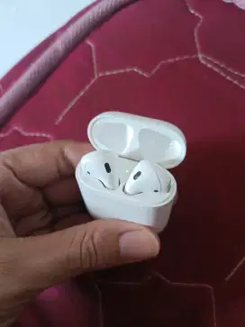 Airpods gen 2 second