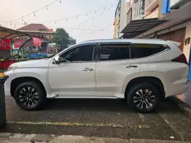 Pajero Dakar 4x2 at 2022 sunruf full ori fullset