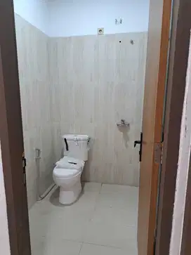 HARGA MIRING !!! JUAL RUMAH NYAMAN DALAM CLUSTER STRATEGIS DI KBP