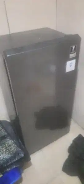 Kulkas aqua bekas