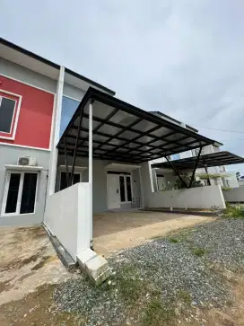 KANOPI DAN ALUMUNIUM FOIL MINIMALIS