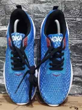 Sepatu trfit murah