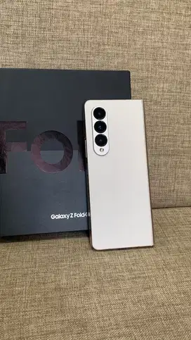 Samsung Zfold 4 12/512 sein