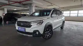 Suzuki XL7  1.5 Alpha Bensin-AT 2021 Putih