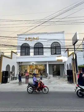 DISEWAKAN RUKO 2 LANTAI – UNTUK USAHA ATAU TEMPAT TINGGAL