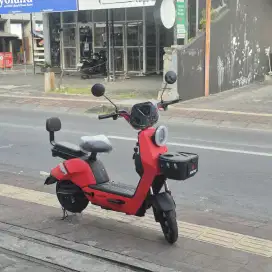 SEPEDA LISTRIK TAHAN AIR BISA KREDIT
