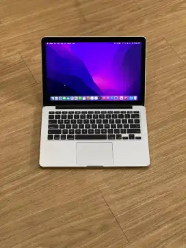MacBook Pro Retina A1502 2015 , 13 inch , 8/128
