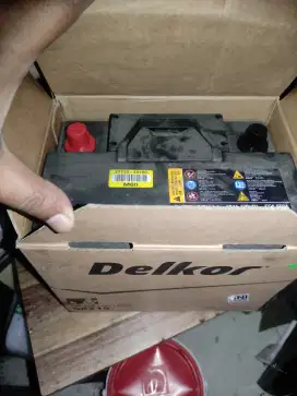 Aki mobil bekas