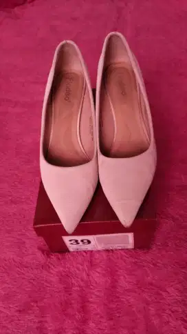 Sepatu fladeo beige