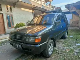 Dijual Toyota Kijang Kapsul SGX 1997 Manual – Plat D Bandung