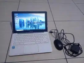Di jual Notebook ASUS