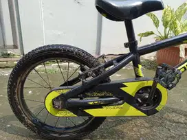 Sepeda BMX Polygon Crosser 16 Kids Bike