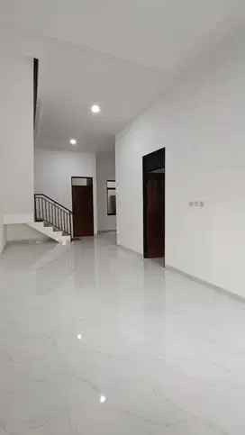 Dijual Rumah Lokasi Strategis di Taman Modern Cakung Jakarta Timur