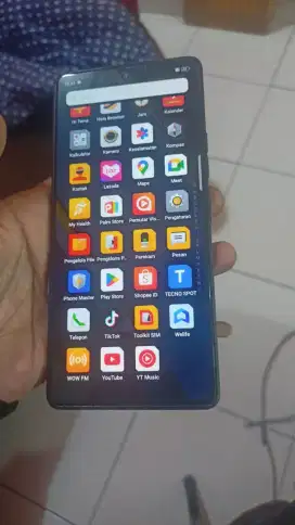 Pova 6 8/256gb lengkap
