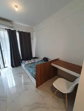 Dijual apartemen studio fully furnished lantai tinggi di Skyhouse BSD