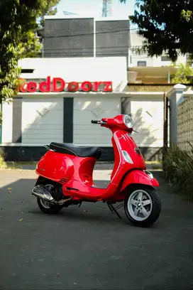 PIAGGIO VESPA LX 150 3VIE 2013 MURAH BANGET BERGARANSI