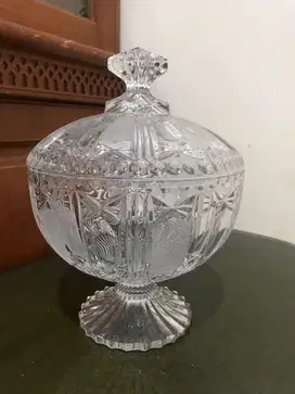 Wadah pajangan crystal mewah