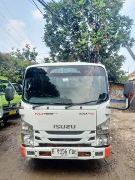 Isuzu elf NLR 55 long  bak tri way