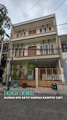 Rumah kos Aktif dikelilingi kampus di bendungan lowok Malang