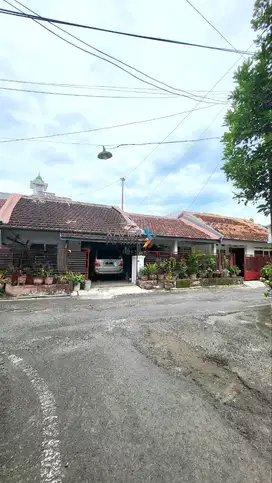 Dijual Rumah Siap Huni dan Terawat, di Jl. Bantaran Indah, Malang
