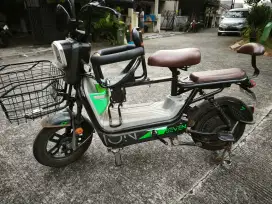 Sepeda Listrik Ion Seven