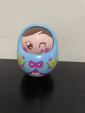 Mainan bayi daruma