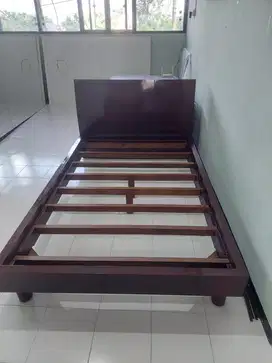 Ranjang 120 x 2 meter