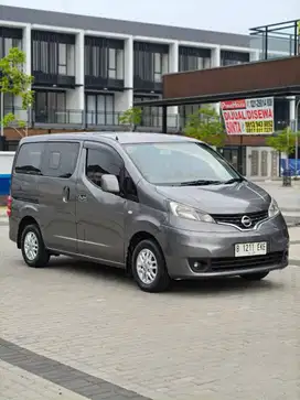 (LOW KM) Nissan Evalia XV MT Manual 2012
