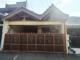 MURAH Rumah 1,5 Lantai Komplek Pondok Kelapa Duren Sawit