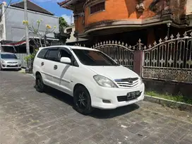 Inova g 2011 matic,asli bali,asli putih
