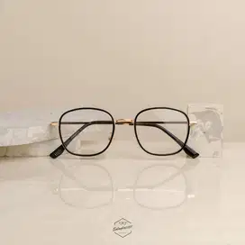 KACAMATA KOTAK MINUS COCOK MUKA KECIL - FREESIA 05