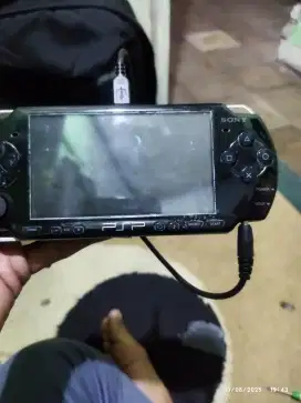 Psp slim seri 2000