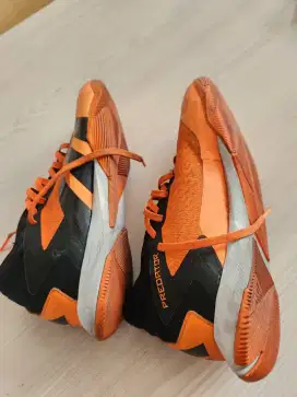 Sepatu futsal adidas predator