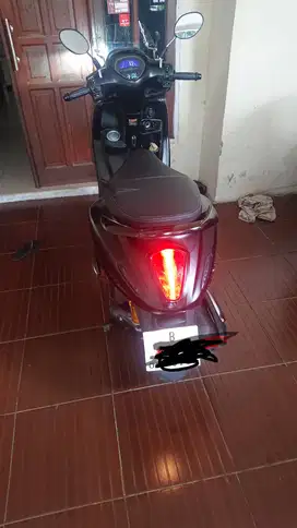 grand filano hitam rasa vesmet