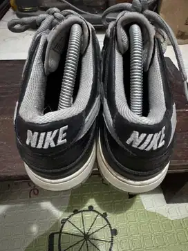 sepatu bekas berbagai ,nike