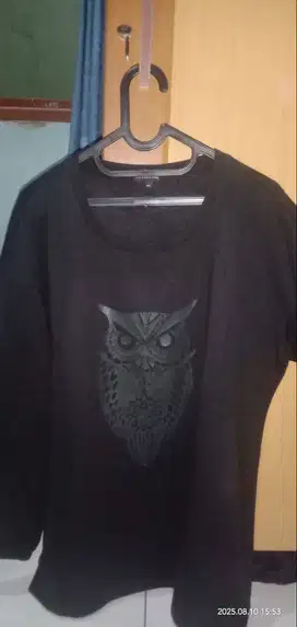 Sweater Lengan Panjang Unisex – Desain Owl Hitam Elegan