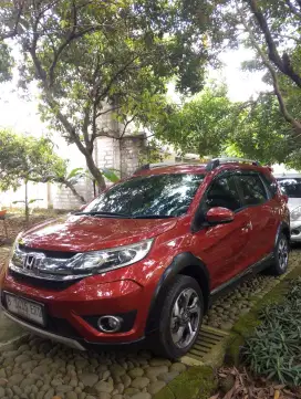 Honda BRV E CVT 2017 (Des), Merah, 151 JT nego