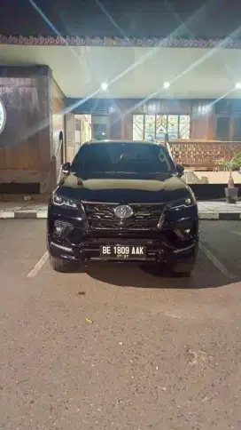 Dijual Fortuner 4X2 GR 2.8 Diesel Sporty