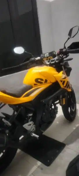 Suzuki GSX 150 s