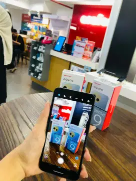 HP Sharp Aquos Sense9 5G