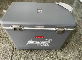 Ice Cooler Box Lion Star 22 Liter