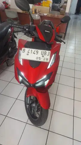 VARIO 160 CBS 2023 OKe  cas/ kredit DP 500