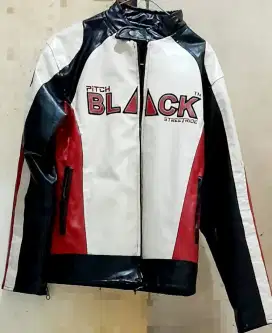 Jual jaket kulit PITCH BLACK ORIGINAL.SIZE L