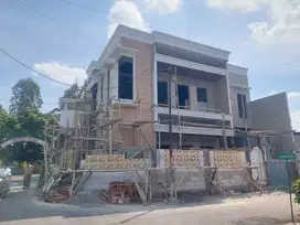 Rumah Mewah Baru  StrategisTengah kota Karangasem Laweyan Solo