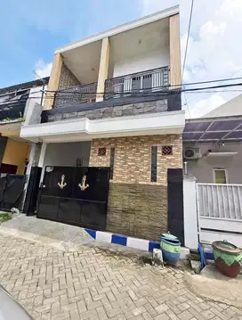 Rumah di Taman Gunung Anyar