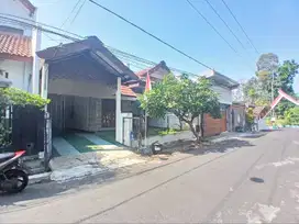 Rumah 2 lt Siap Huni di Griya Shanta selangkah dari Soekarno Hatta