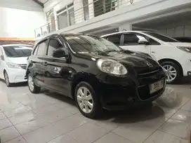 Nissan March XS at 2011