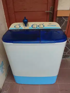 Jual mesin cuci merek Sanyo smart beauty normal semua siap pakai