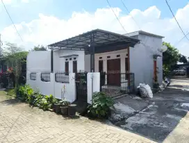 Dikontrakkan Rumah 700m dari stasiun