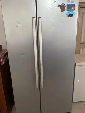 Kulkas 2 pintu LG